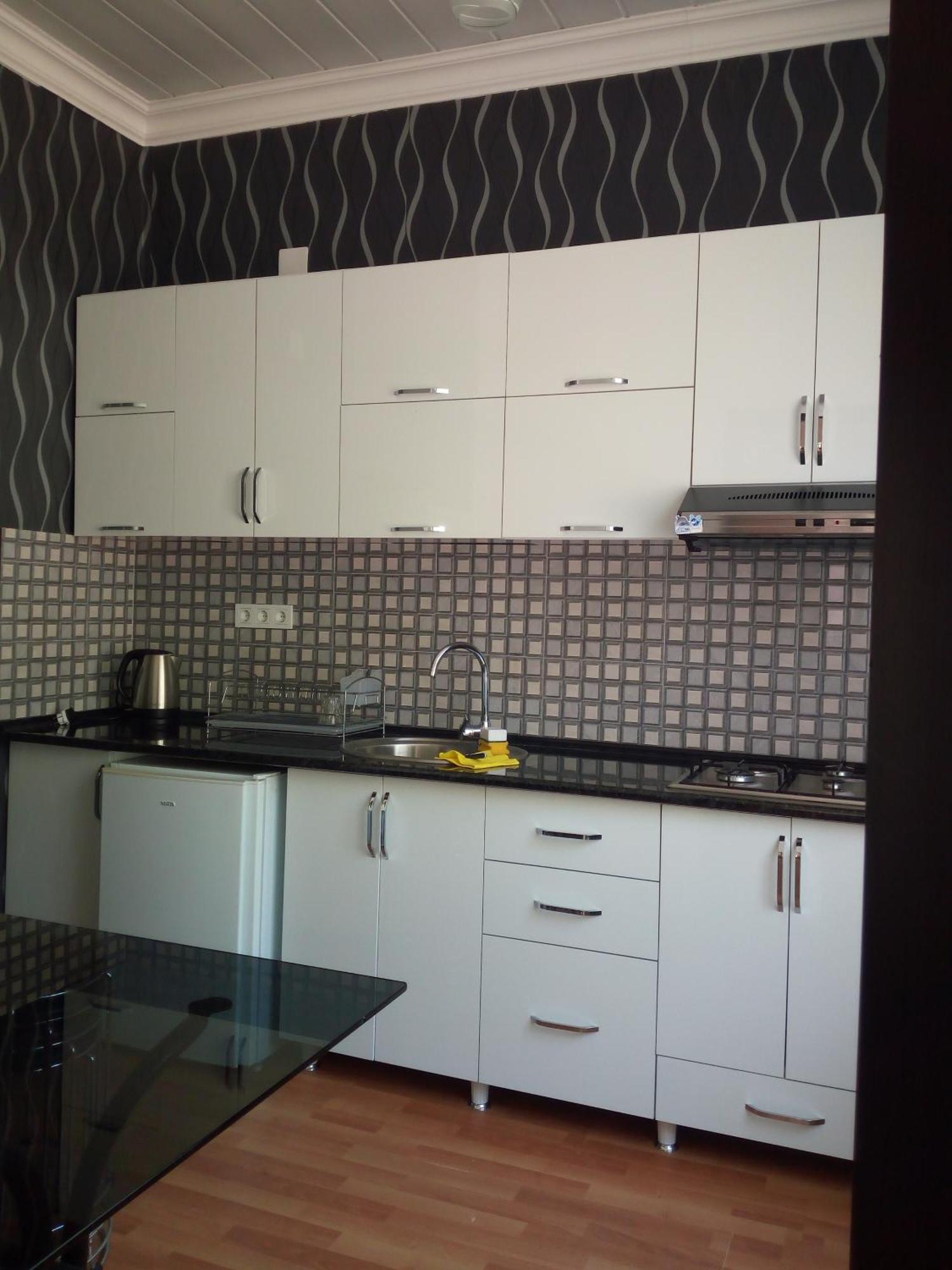 Small Guest House كفارياتي المظهر الخارجي الصورة
