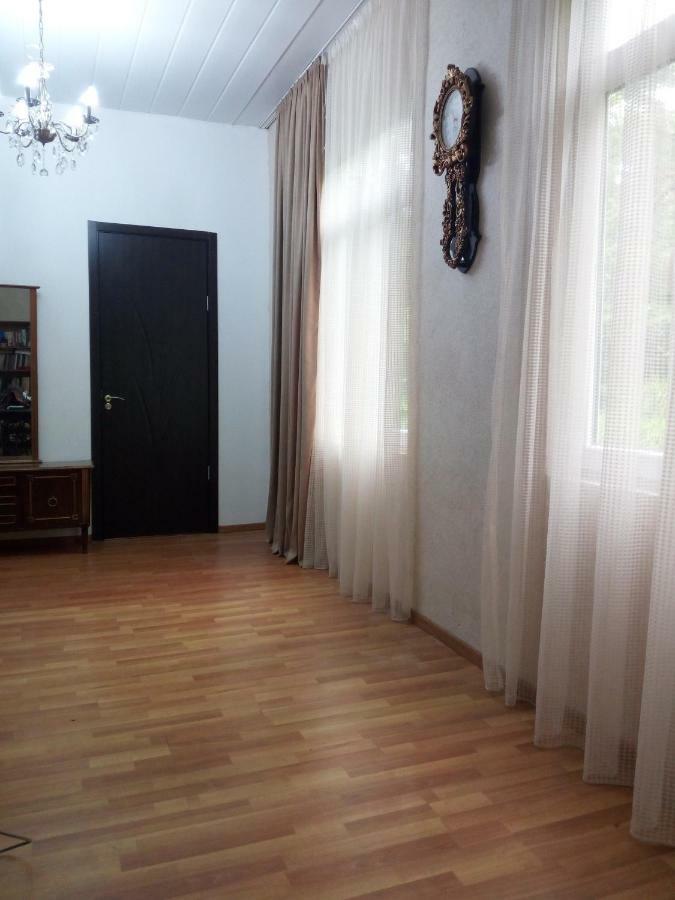 Small Guest House كفارياتي المظهر الخارجي الصورة